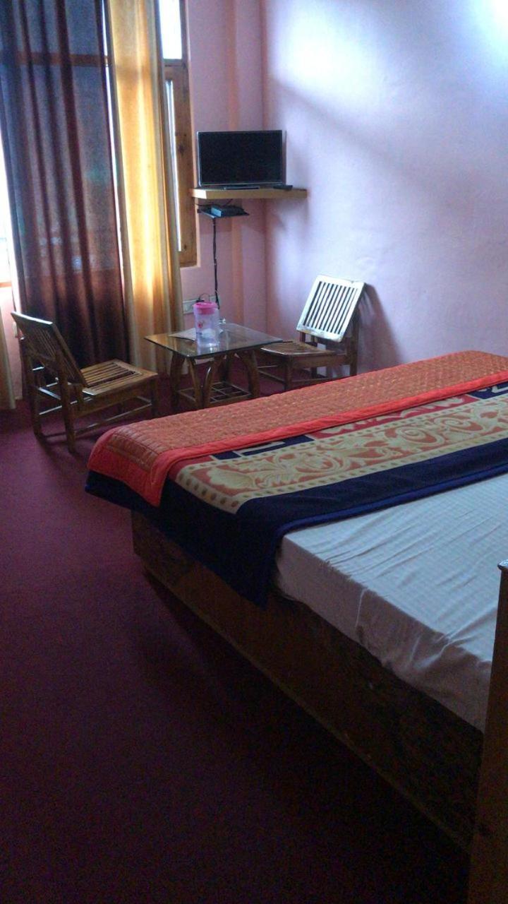 Hotel Kingston มะนาลี ภายนอก รูปภาพ